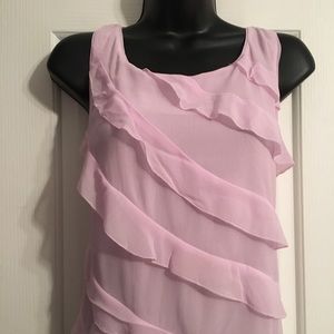 Beautiful WHBM feminine blouse